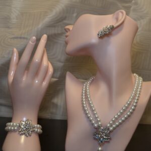 Noelle Frost Pearl 3-Piece Jewelry Set
